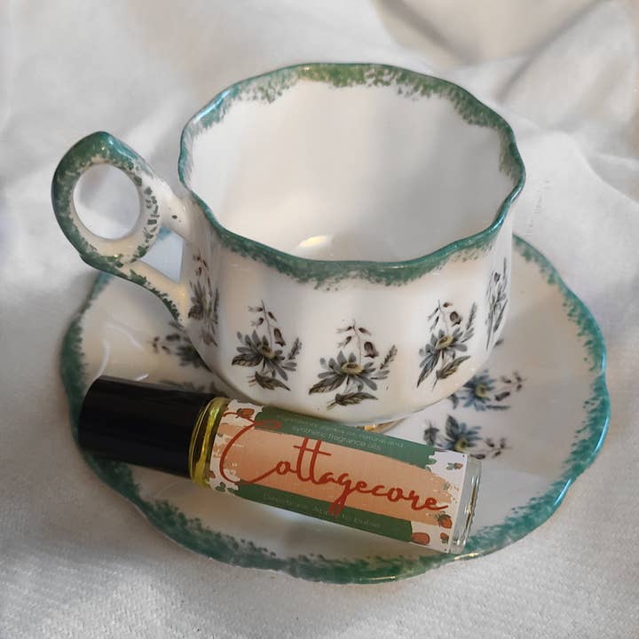 Cottagecore Perfume Oil for wholesale by Boxford Comma