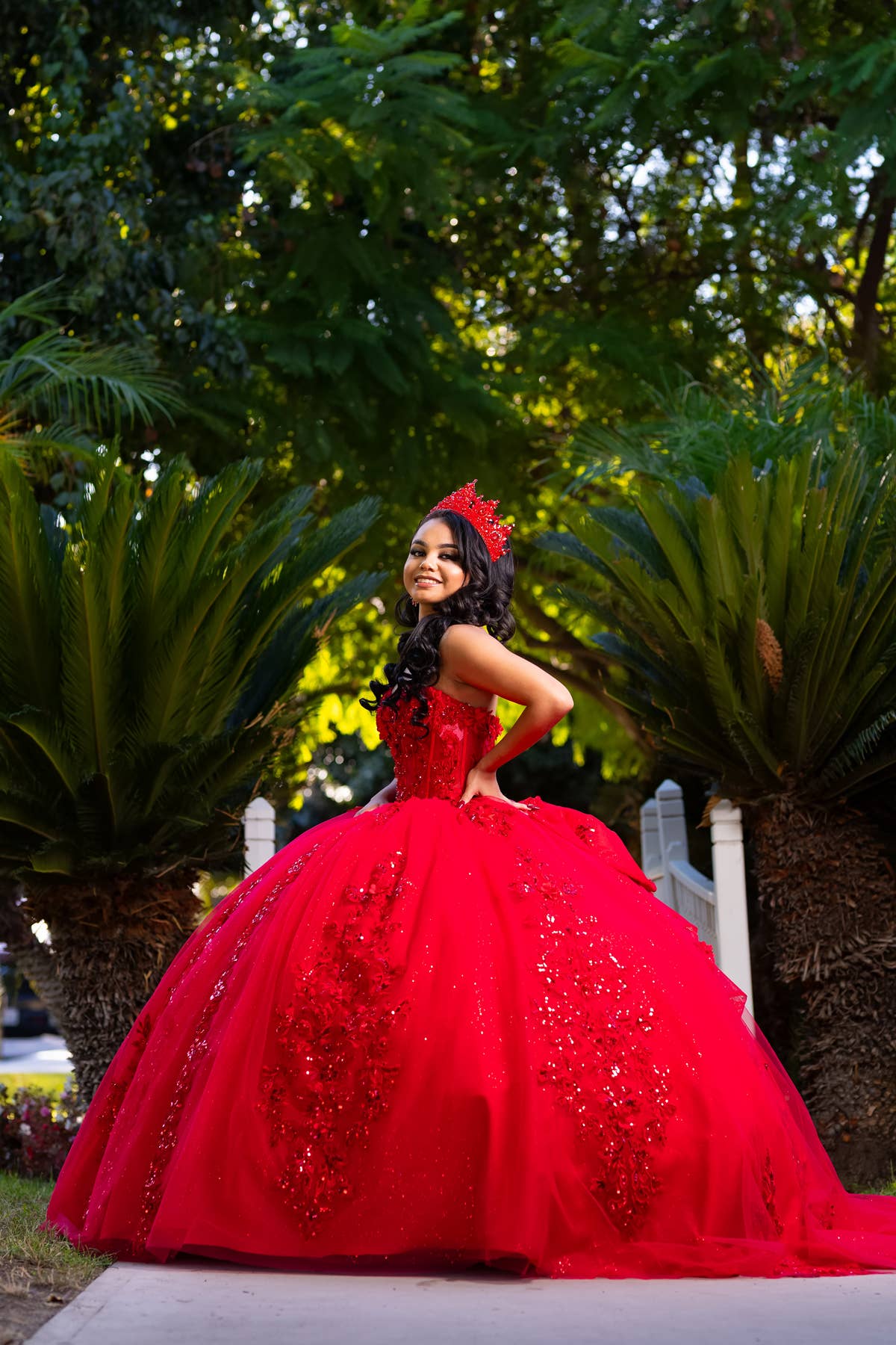 Red Sweetheart neckline quinceanera dress CHF3129 for wholesale on Faire4