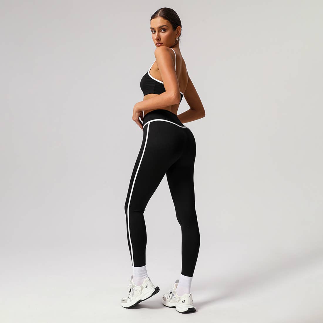 Sodalemon - Wholesale Activewear Set - Women's - Women Contrast Color Sport Bra with Yoga Leggings 2pcs Set7