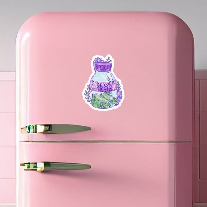 Neem Je Medicijnen Canna Magneet voor wholesale door amarieacreates