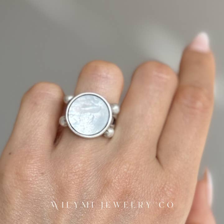 WILYMI Jewelry Co - Wholesale Cocktail/Statement Ring - Mother of Pearl Ring | 15mm Round Cut | Silver Plated5
