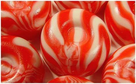 O'Shea's Candies Sweet Shop - Wholesale Hard Candy - Nostalgic Strawberry 🍓 Cream Saver Retro Roll 24ct Dsp Box1
