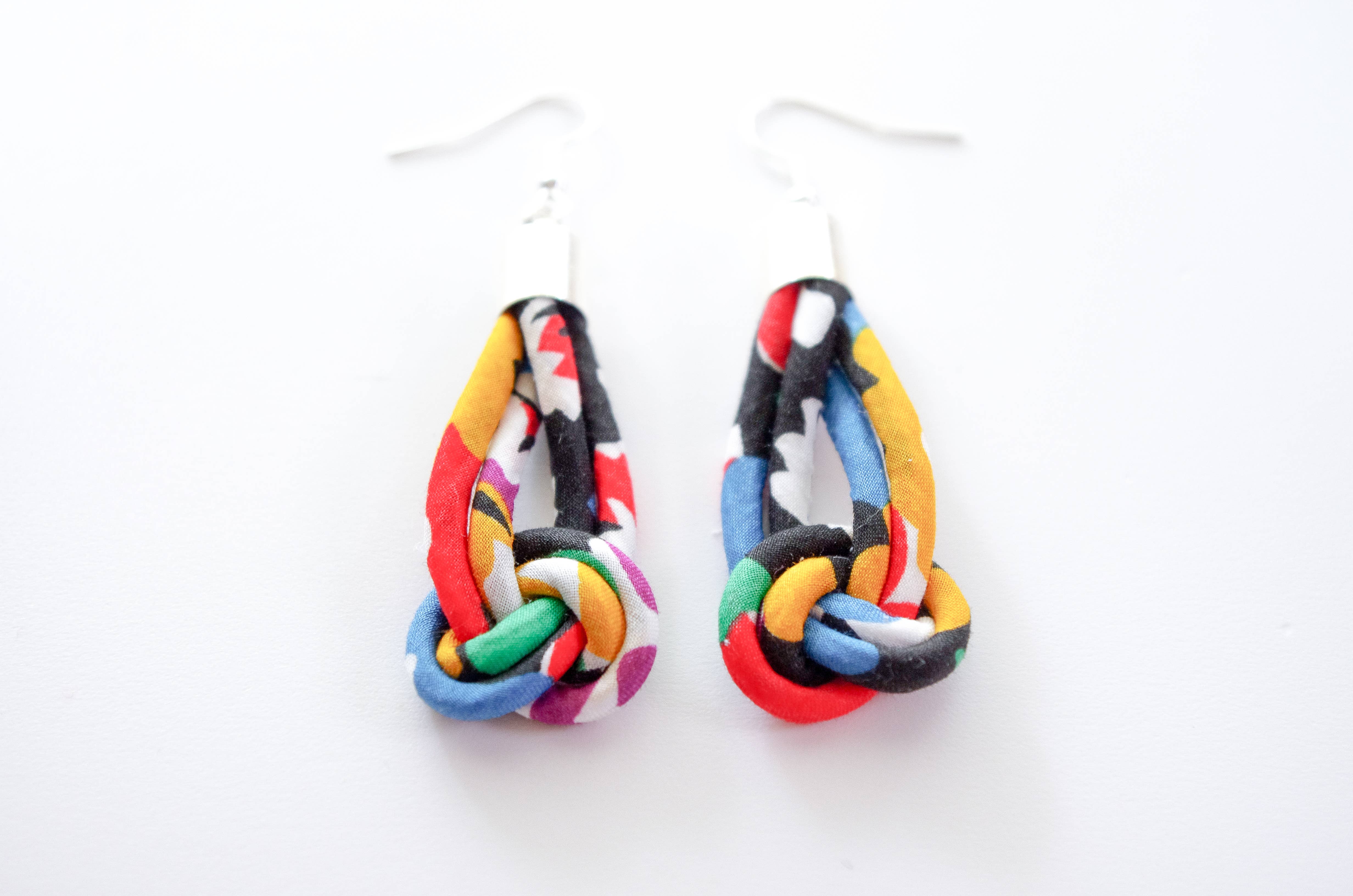 Bunny Bosworth – wholesale Dangle earrings – Liberty Fabric Knot Drop Earrings - Deco Florals6