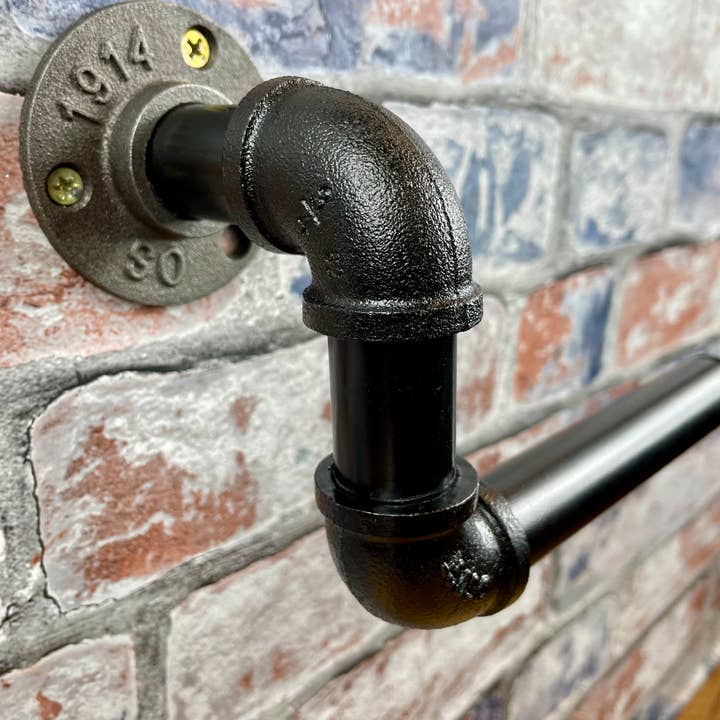 Fandomonium - Wholesale Toilet Paper Holder - Industrial Style Pipework Steel Toilet Roll Holder7