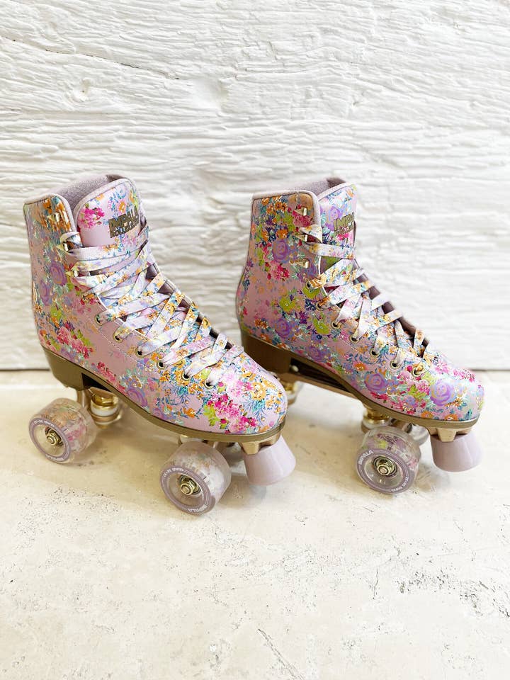 Rollerskates Cynthia Rolley for wholesale by RACHA