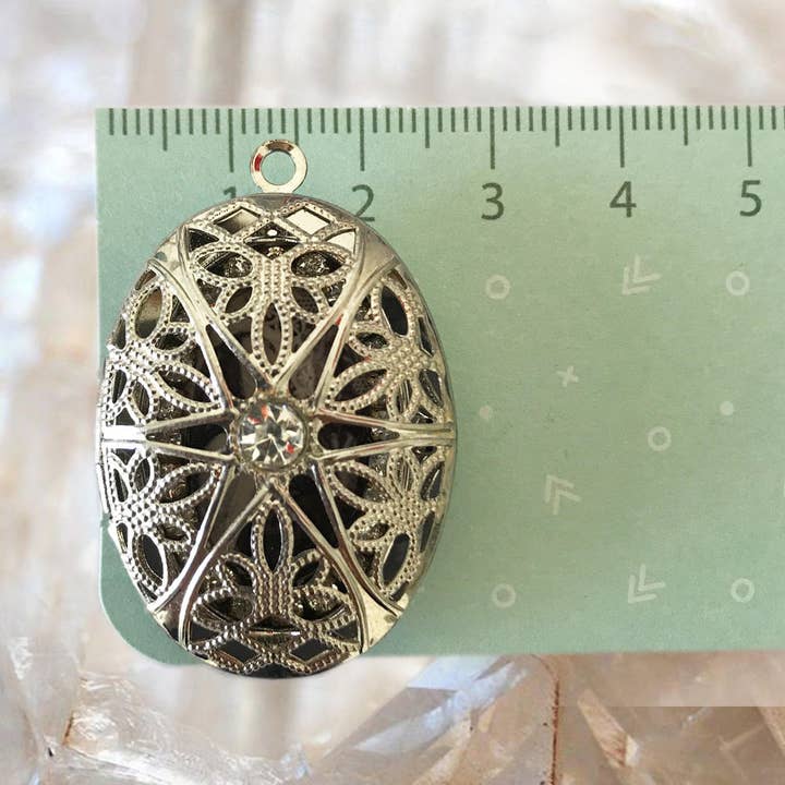 MariaSantissimaShop – Großhandel Individueller Charm/Anhänger – Saint Tarcisius Handgemachtes Medaillon katholischer christlicher religiöser Schmuck Medaille Anhänger, Santo Tarcisio