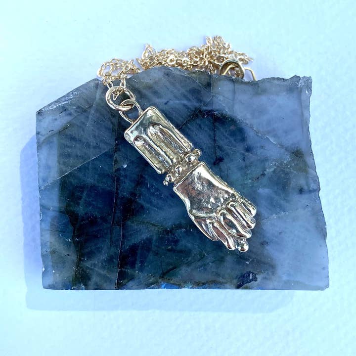 Serpentine - Wholesale Pendant/Charm Necklace - Brass mano figa hand charm necklace2