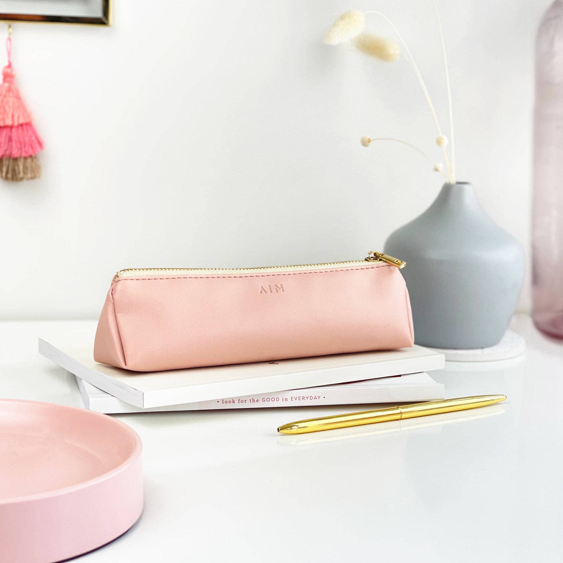 AIM Studio Co – wholesale Pencil case/pouch – Blush Pink Vegan Leather Pencil Case with Gold Zip1