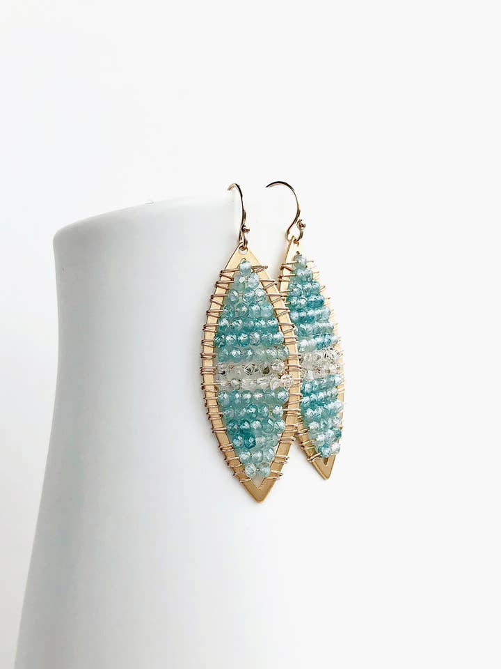 Boucles d'oreilles Marquis Zircone pour la vente par Laura Stark Designs