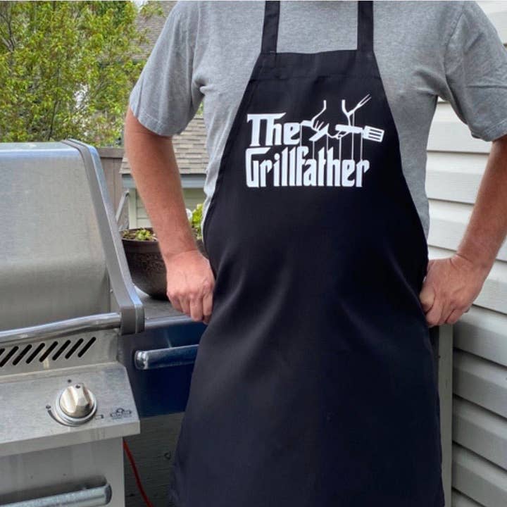 O avental Grillfather por atacado de What She Said Creatives
