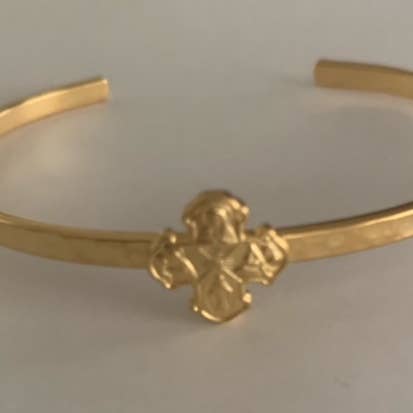 BR4WAYCROSS HAMMERED THIN CUFF WITH 4 WAY CROSS MEDAL
for wholesale by Weisinger Designs