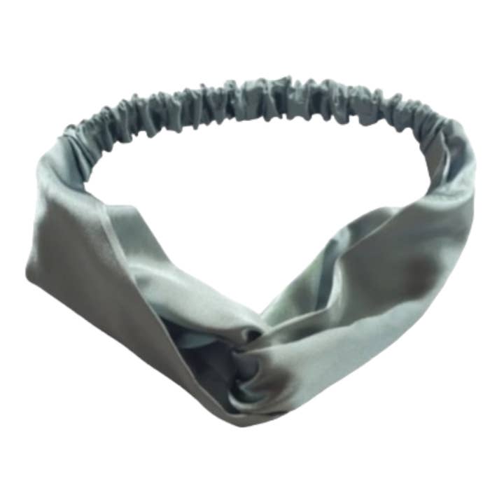 BANDA DE CABEÇA EM CETIM ESTILO TORCIDO SÁLVIA por atacado de KayJay Creationz