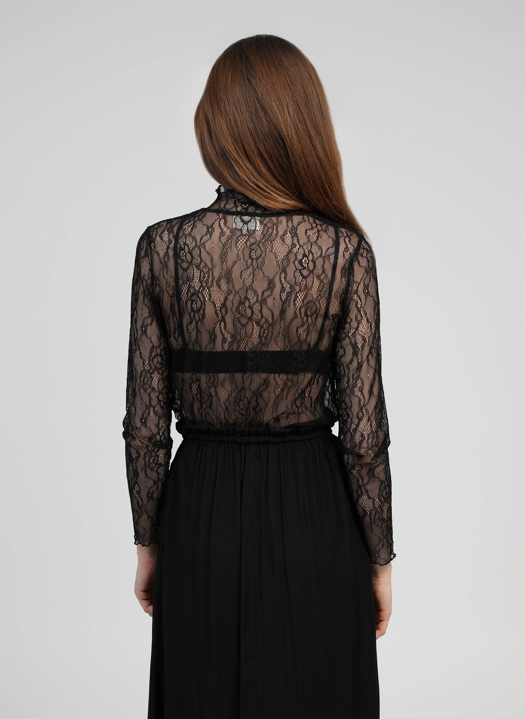 An'ge - Vendita all'ingrosso Camicetta - Donna - Top Alibely nero in pizzo trasparente a maniche lunghe4