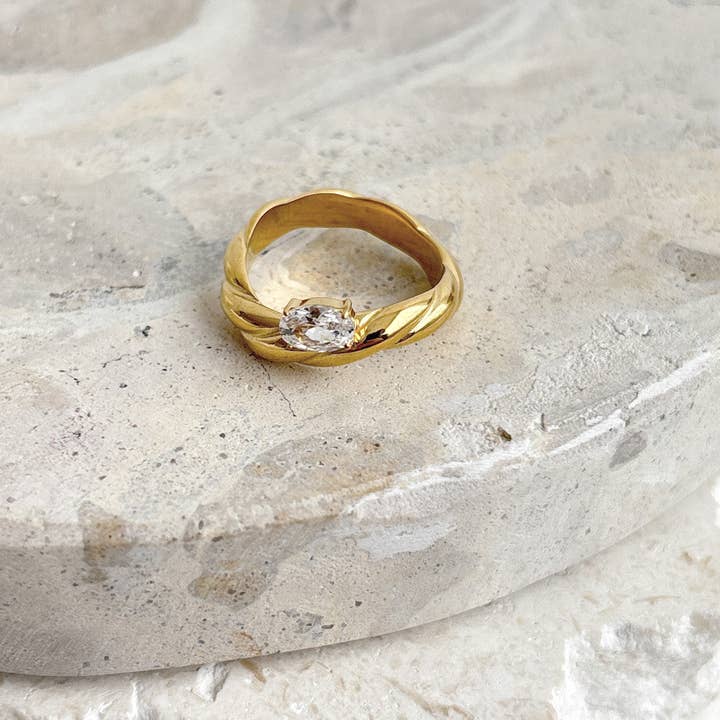 Angels Whisper Accessories - Wholesale Single stone/solitaire ring - Liora Drop Crystal 18K Gold Plated Ring (4options)5