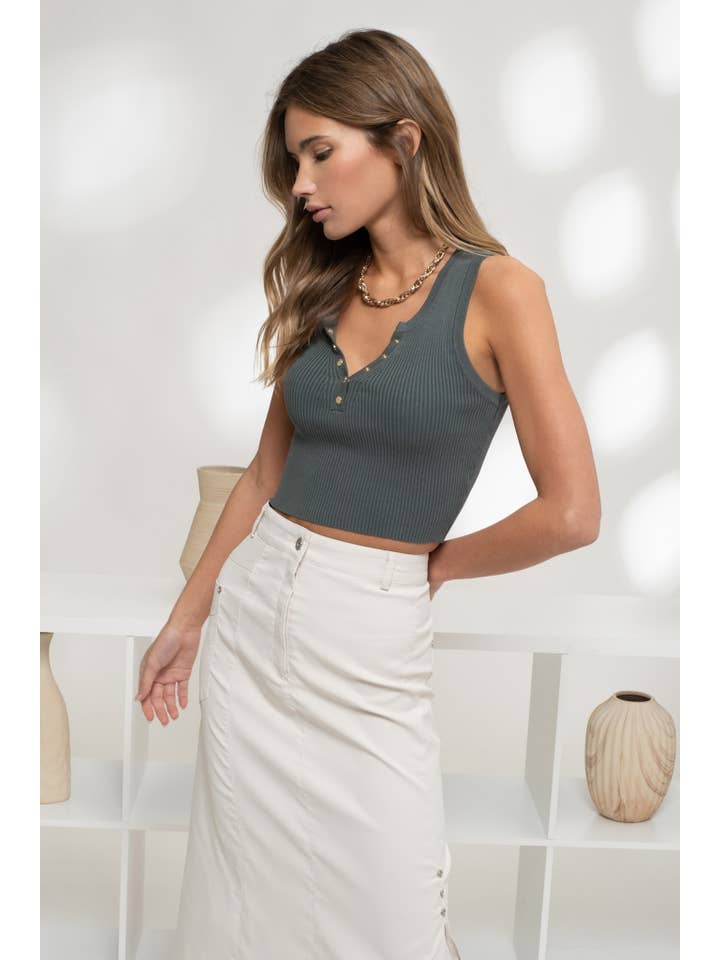 The Workshop Studio - Wholesale Knit Top - Women's - SNAP BUTTON SWEATER KNIT CROP TOP
