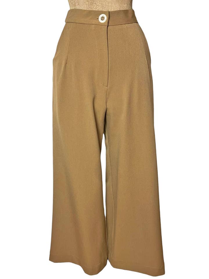VENTE ! Pantalon de randonnée à jambes larges en gabardine beige des années 1940 pour la vente par Loco Lindo