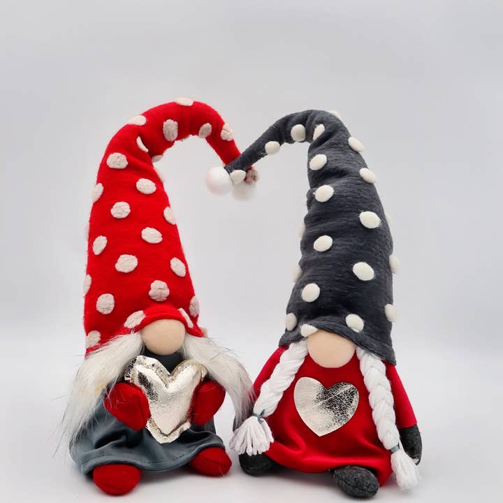 SPOTTY GIRL GNOME for wholesale by SWR trading LTD