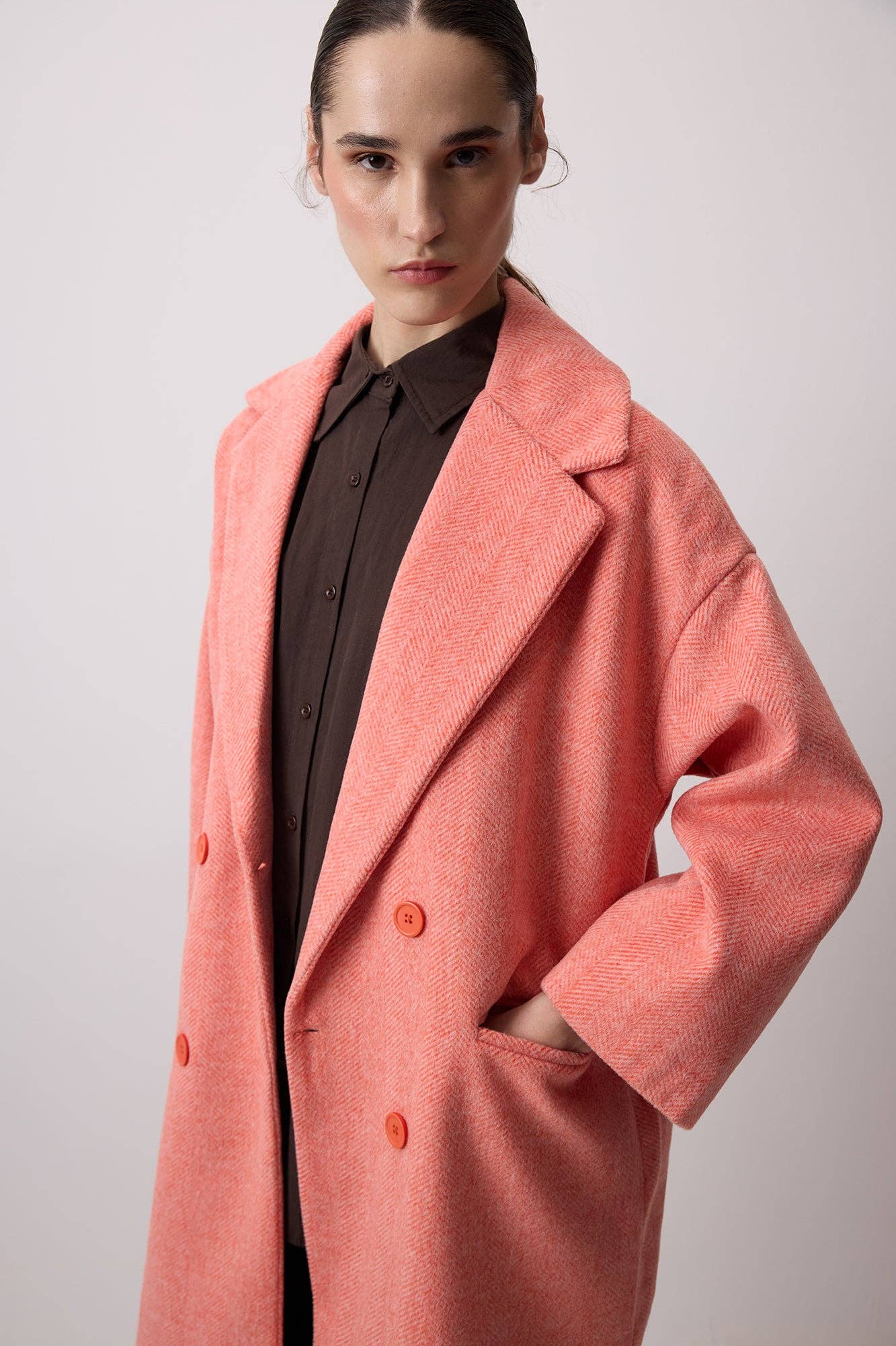 arancia CAPPOTTO LUNGO CON CACHET in vendita all'ingrosso su Faire2