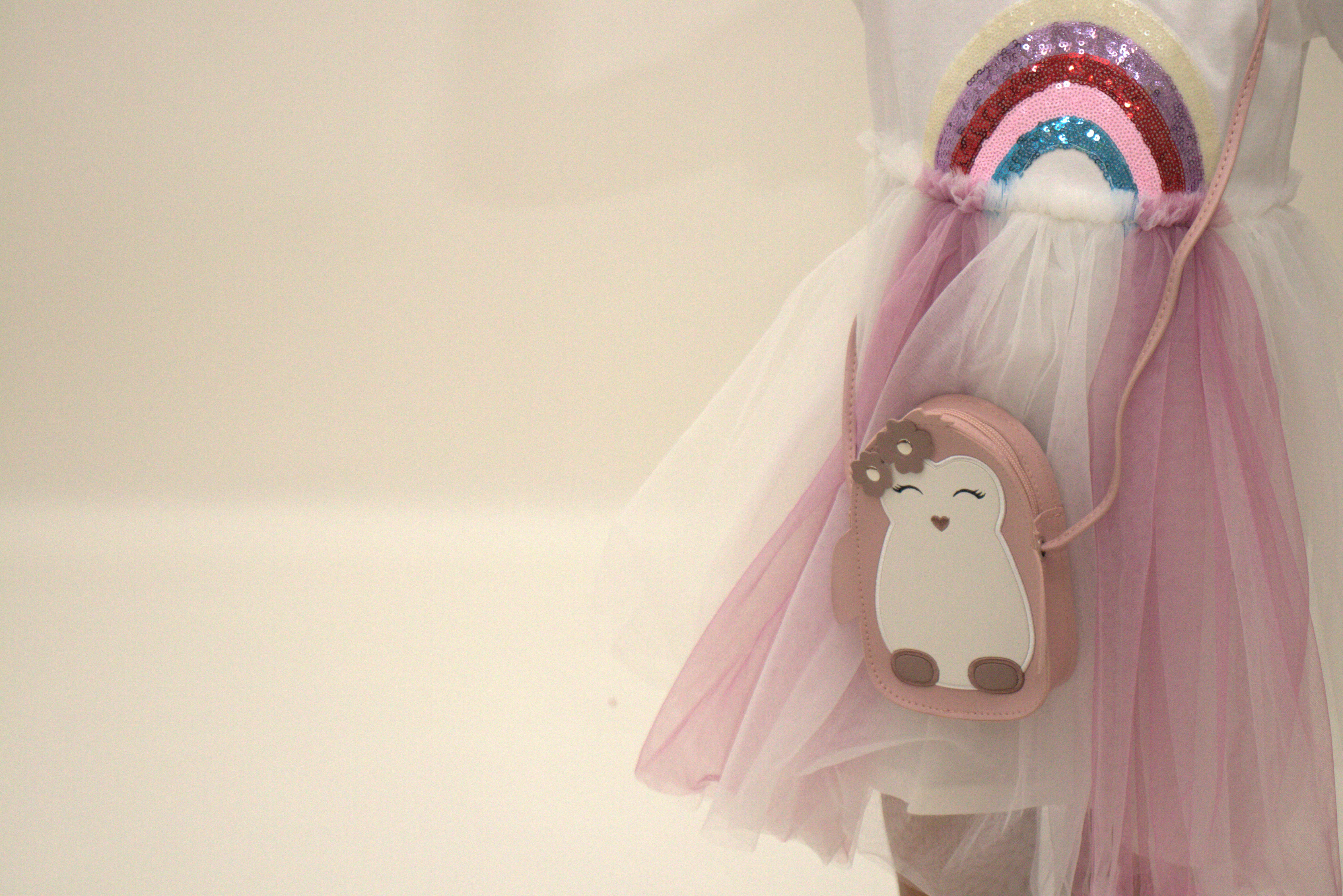 Yuko B - Vente Sac à bandoulière – enfant - Sac bandoulière Litchi - L'adorable Bébé Pinguin Rose18