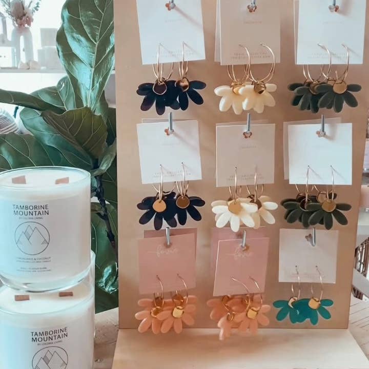 Foxie Collective - Wholesale Jewelry Stand & Display - Stand for Hoop Earrings | WHOLESALE