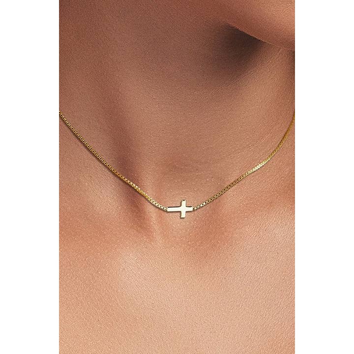 GOLD 18K STAINLESS STEEL TARNISH FREE CROSS NECKLACE | 40NK9420 for wholesale on Faire