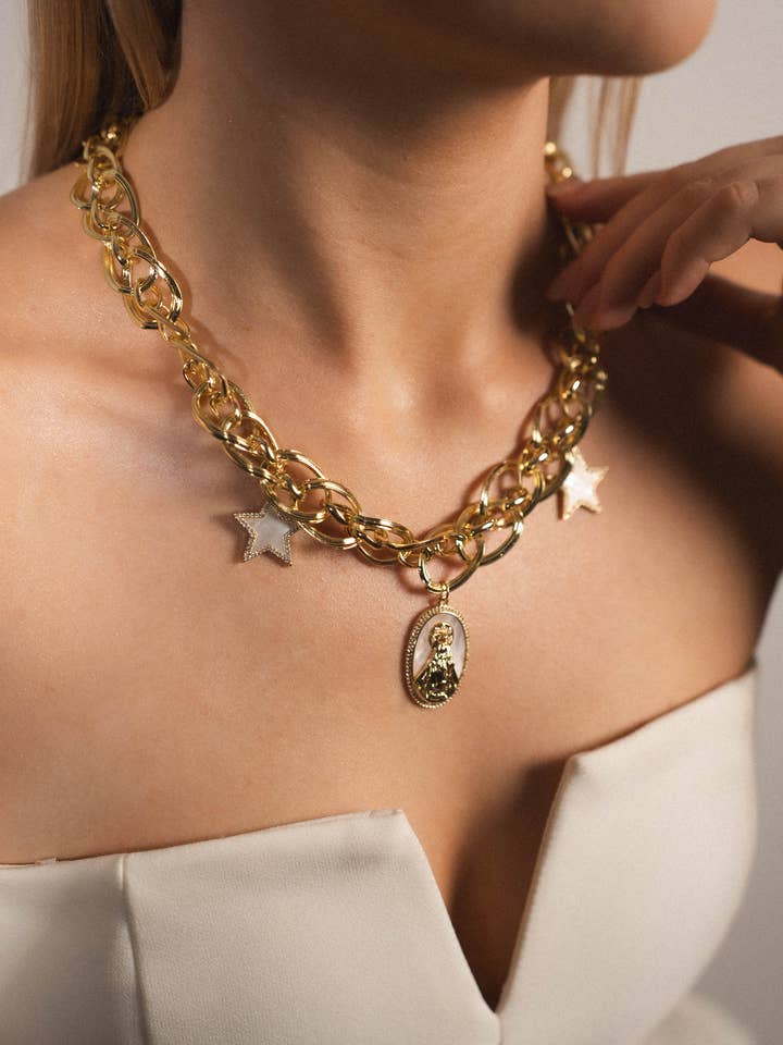 Katholieke ketting met religieuze medaille en parelmoeren sterren voor wholesale door PHOEBE´S