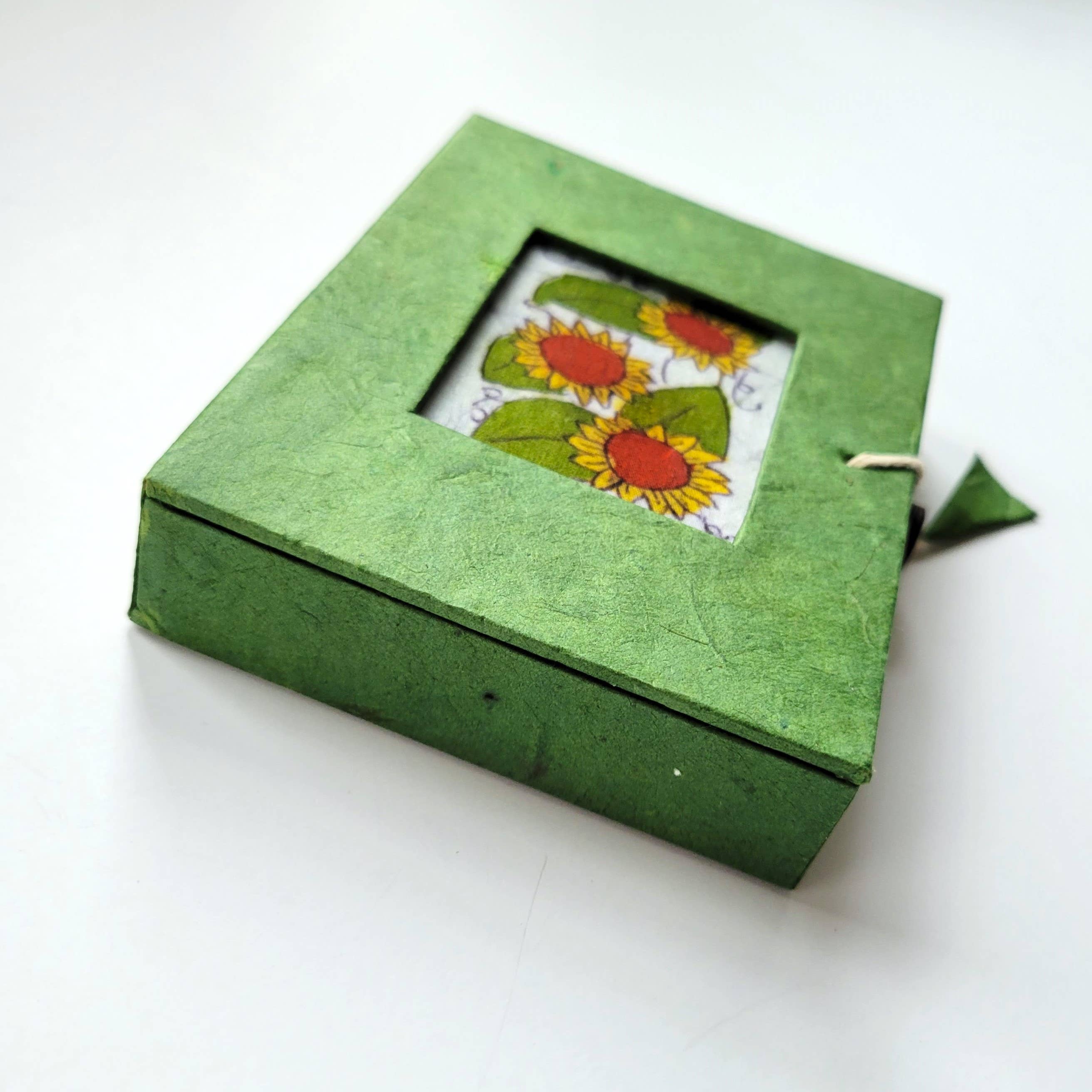 Eclectic Woodchuck - Wholesale Decorative Box - Sunflower Batik Mini Paper Mache Box1