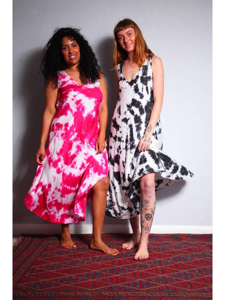 Emma's Emporium – wholesale Dress – Women's – SS004 Tie Dye Bias Cut Dress5