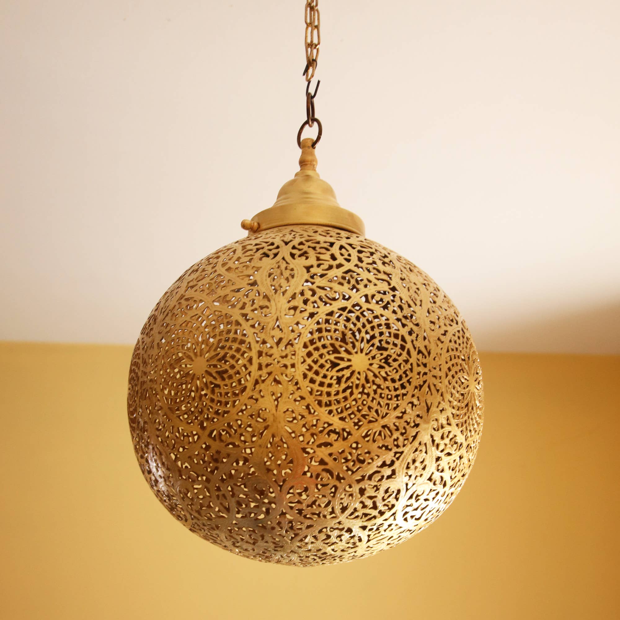 bazarifinagh - Wholesale Chandelier/Hanging Light - Handmade Pendant Light with round shape and luxury design1