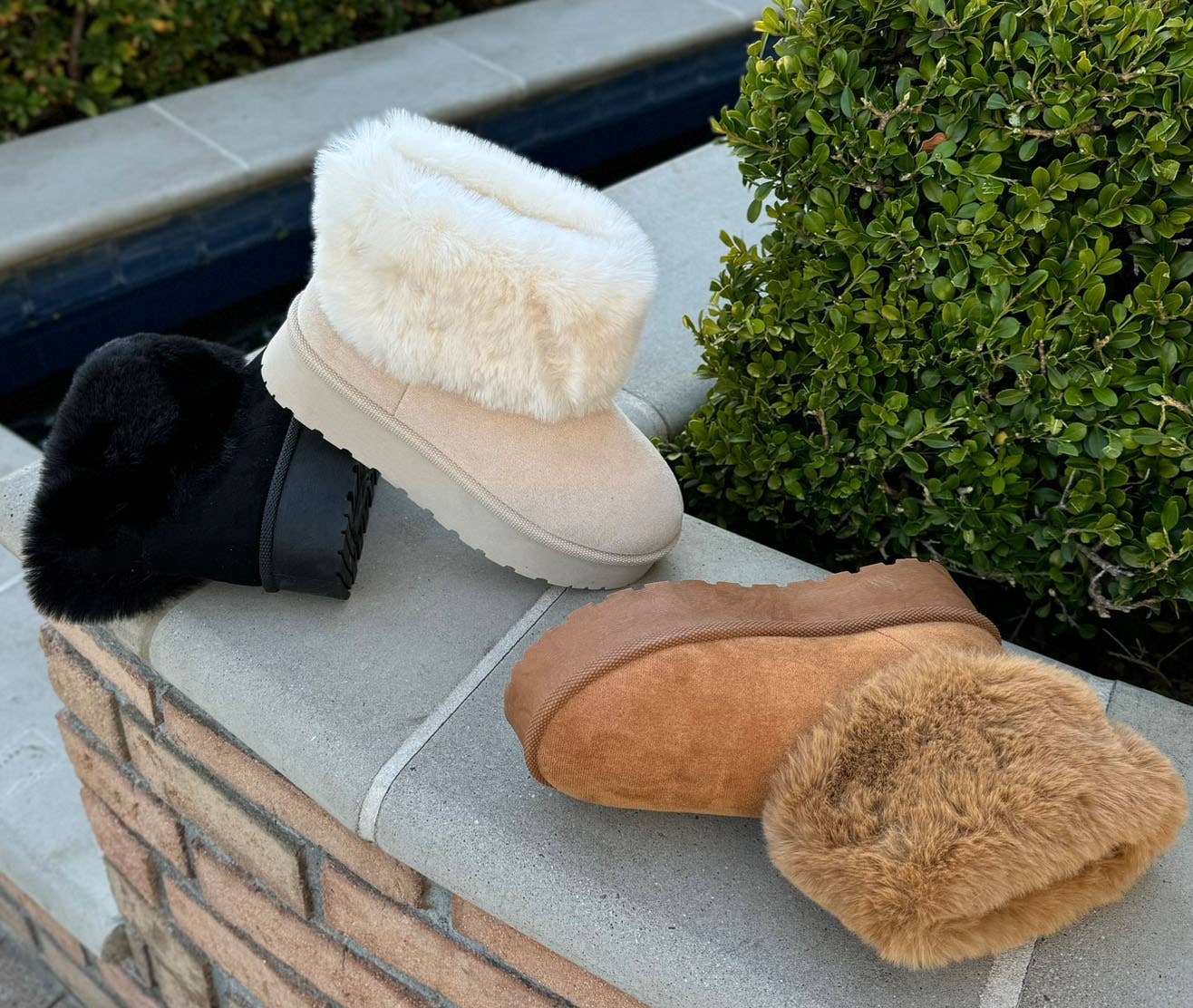 Women's Platform Booties Faux Suede Fur Lining Pull On Cuff Boots Black Suede for wholesale on Faire7