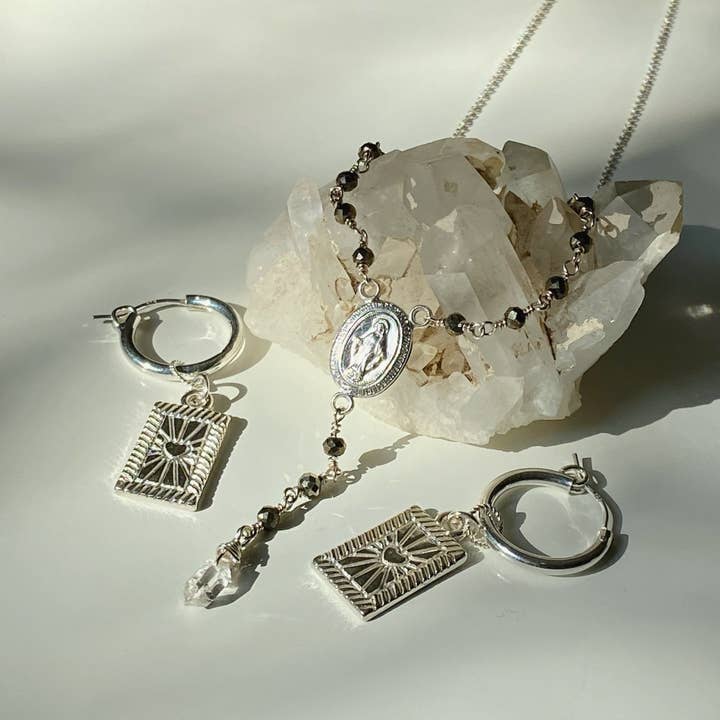 Mi Raíz Jewelry - Vente Colliers à pendentif - Collier chapelet en pyrite diamant Herkimer2