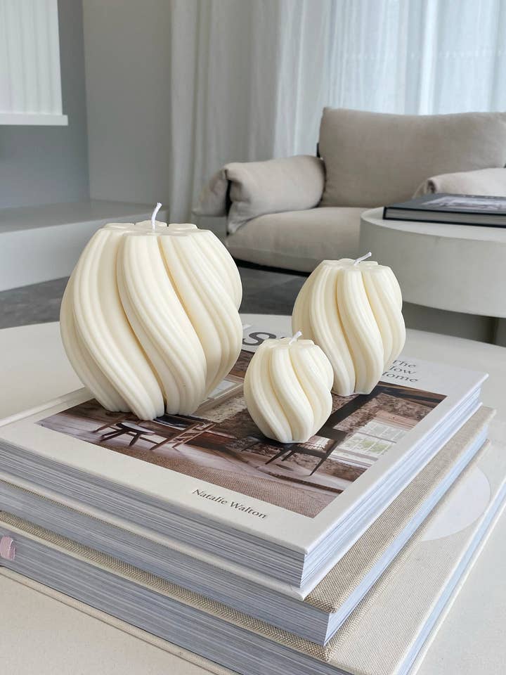 Émilie for wholesale by Intrèpide Collection