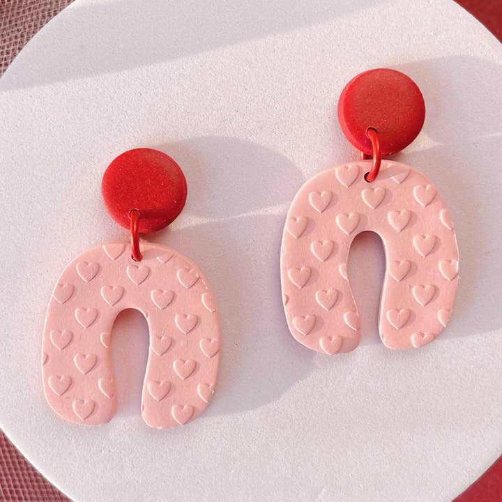 Organischer Ohrring in Herzform für den Großhandel von Lucky Bolo