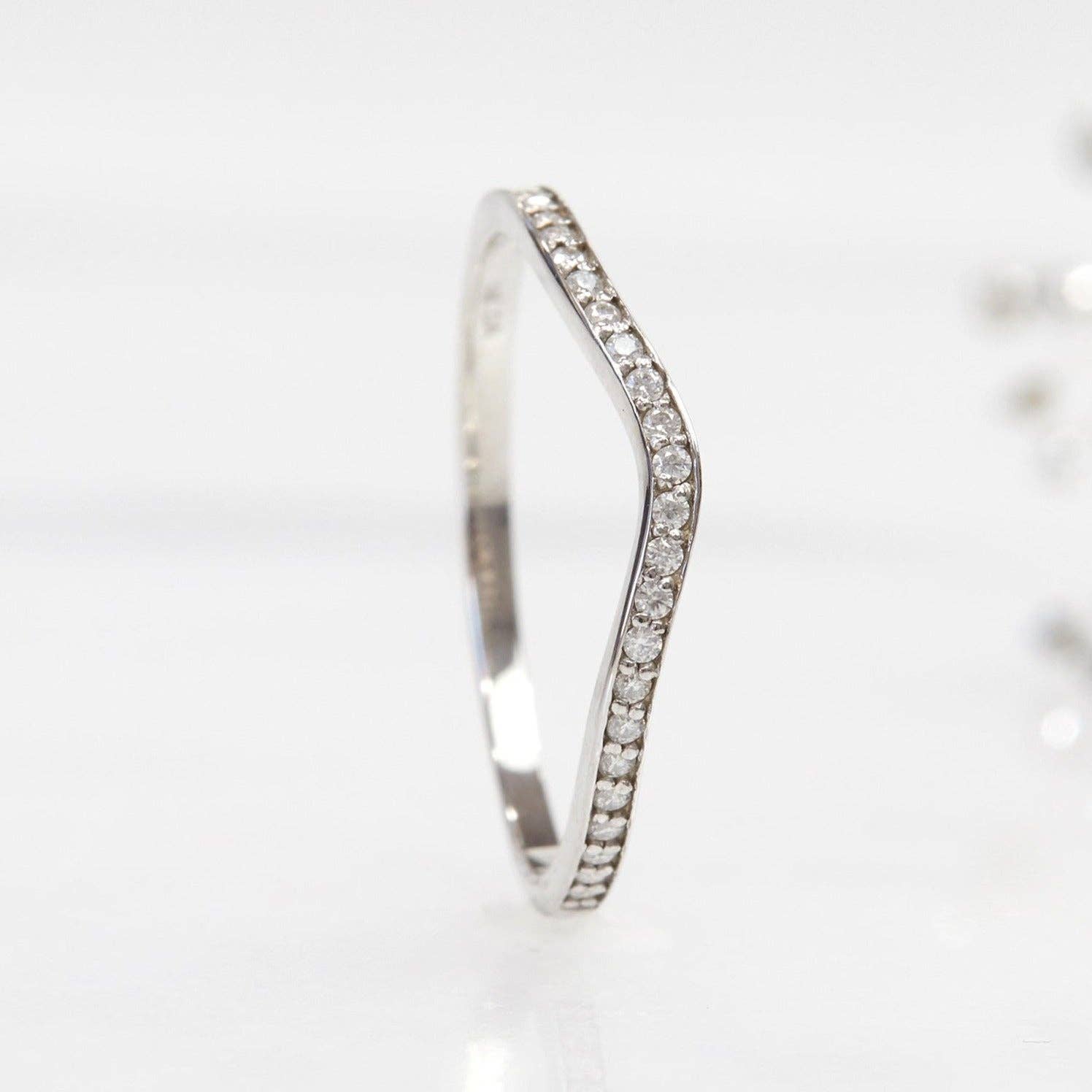 Double Accent - Wholesale Band/Stacked Ring - Evermore Trace Curve Ring – 14K Gold Half-Eternity2