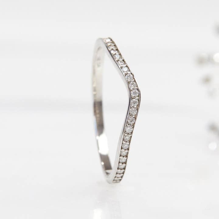 Double Accent - Wholesale Band/Stacked Ring - Evermore Trace Curve Ring – 14K Gold Half-Eternity2