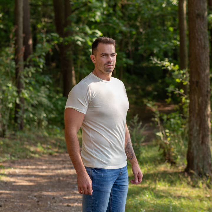 menique - Venta al por mayor Camiseta - Hombre - Camiseta térmica de lana Merino para hombre en verde oscuro7