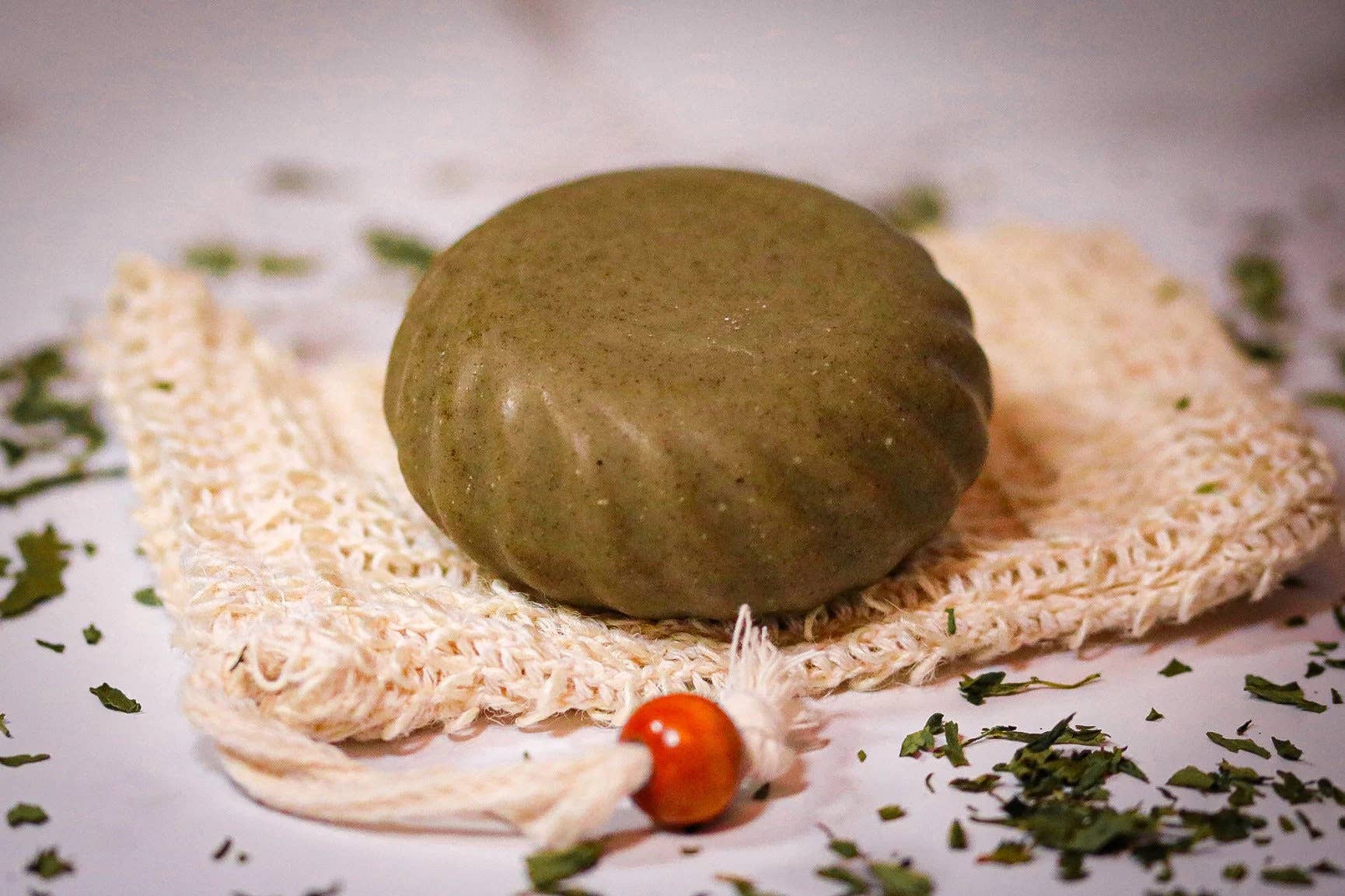 ViviSoaps - Wholesale Shampoo Puck/Solid Shampoo - Nettle Hair Soap with Essential Rosemary Oil3