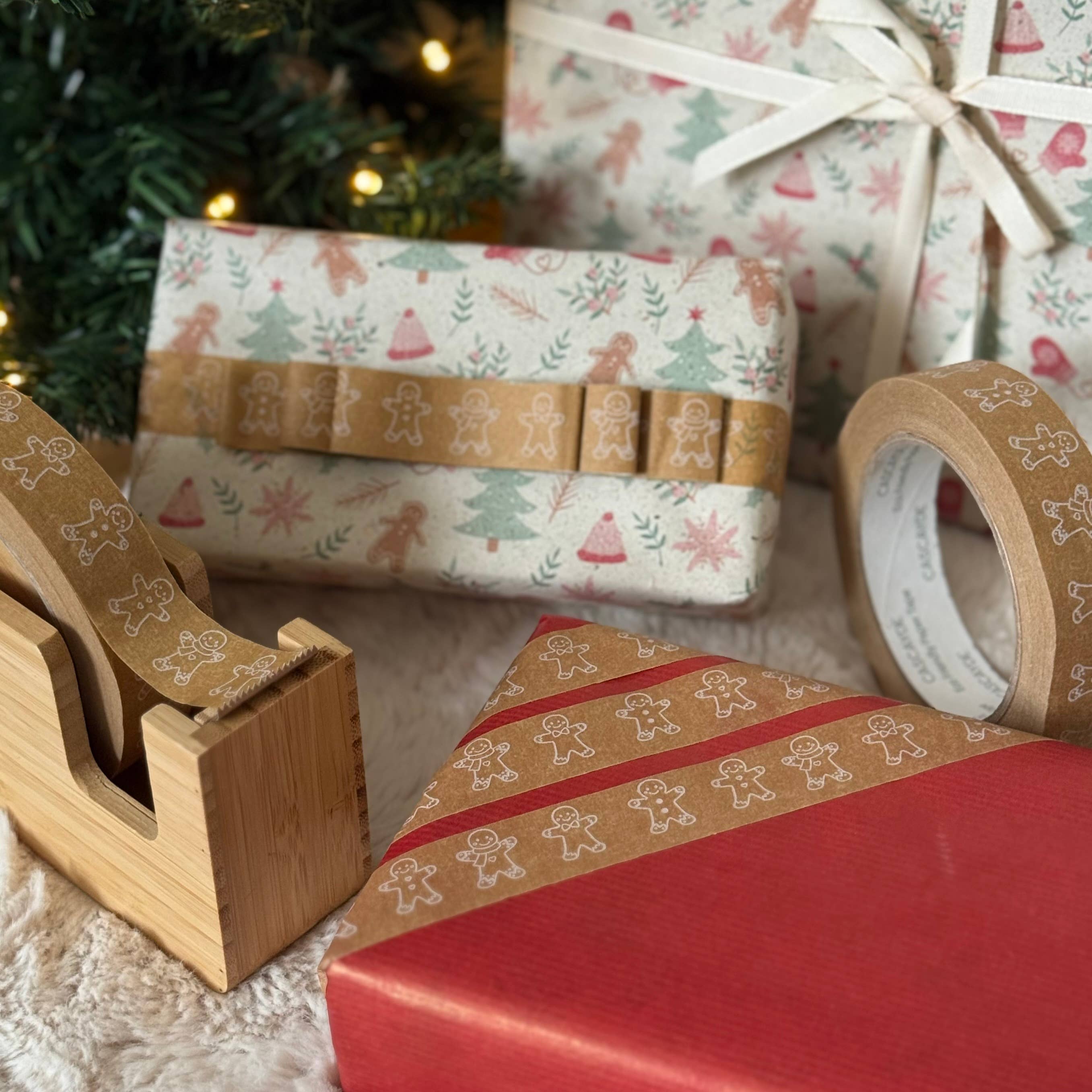 Cascayde – wholesale Tape – Gingerbread Men Festive Paper Tape 24mm - Gift Wrapping5