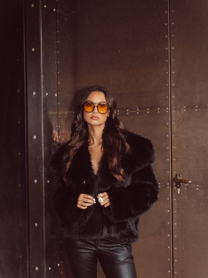 Piel Sintética Negro Jack | NOTA: Plazo de entrega 5-7 días laborables para venta al por mayor de PINNED by K