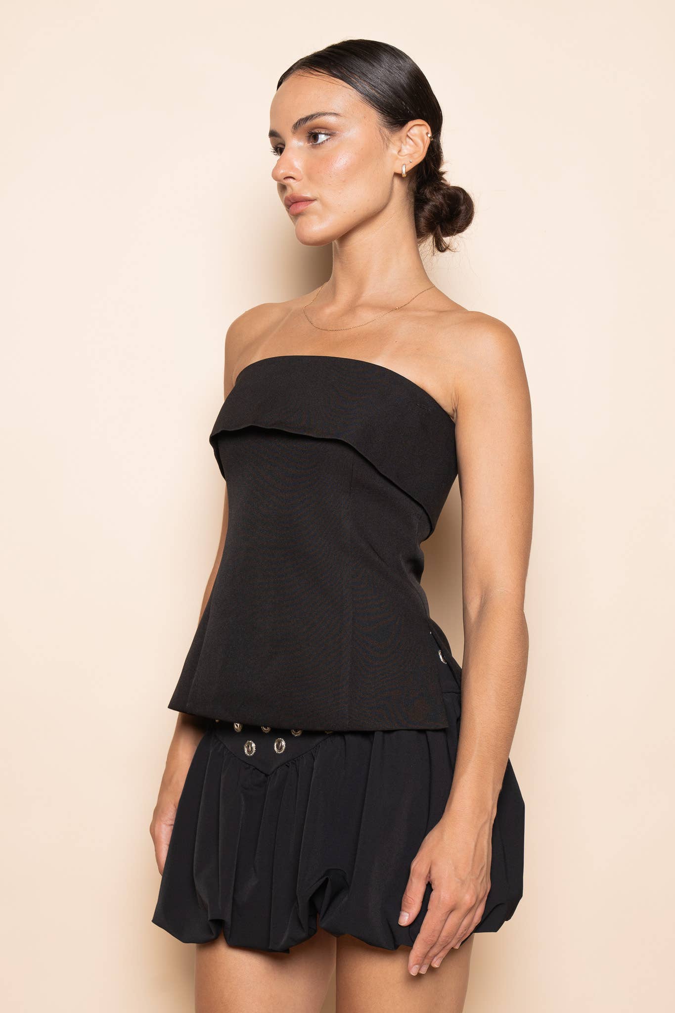 Black MODERN DRESSY STRAPLESS FITTED SIDE SLIT TOP-TI6580FO for wholesale on Faire2