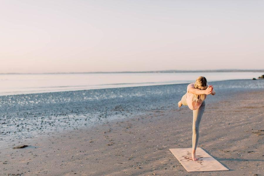Sisters by the Sea – Tapete de ioga por atacado – Tapete de Yoga de Cortiça e Borracha Natural com Alça de Juta - Extra Longo3