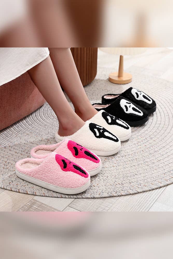 UNISHE - Wholesale Slippers - Women's - Halloween Ghost Fleece Slipper ZK19555