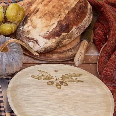 maaterra - Wholesale Disposable Plate - Compostable Palm Leaf Plates - Acorns, 6-12"4