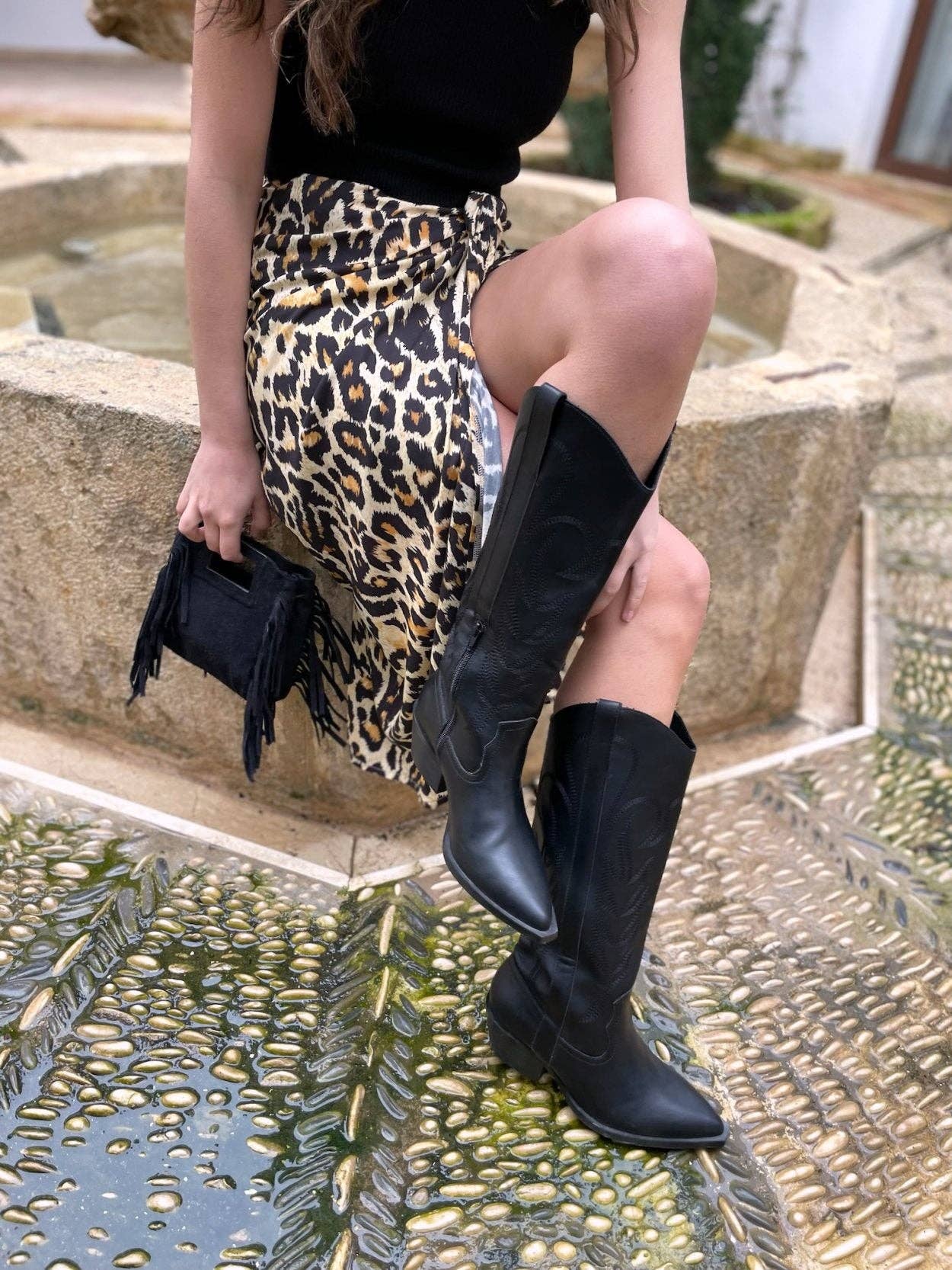 Alliwant - Wholesale Cowboy Boots - Women's - Black embroidered high cowboy boot4