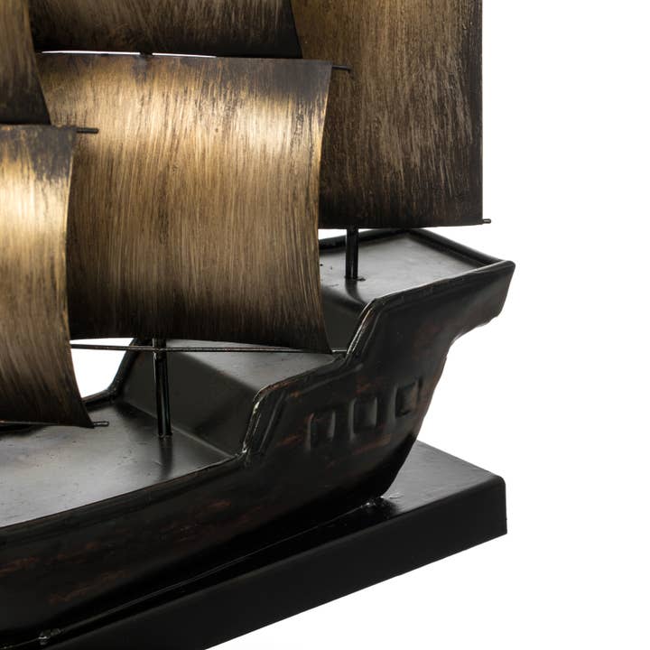 Quickway Imports – Engroshandel Bordpynt – Nautisk boligindretning Metal Sejlbåd Centerpiece Ship Decor6
