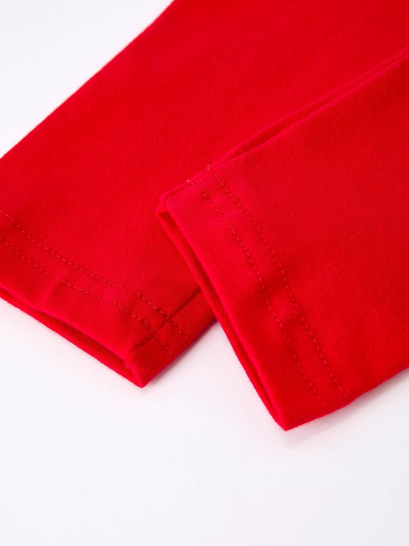 Rylee Faith Designs - Vente Ensemble haut et pantalon – enfant - Ensemble de Fille à Rayures avec Broderie de Canne de Noël et Volants à Poches4