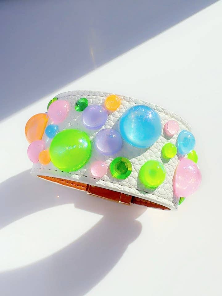 Pastellfärgat bubbelarmband för wholesale av Soderena Designs