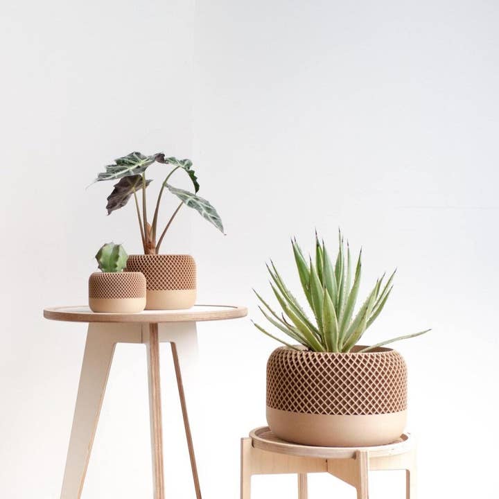 MINIMUM DESIGN - Wholesale Plant Pot - Large Indoor Planter - APPLE
