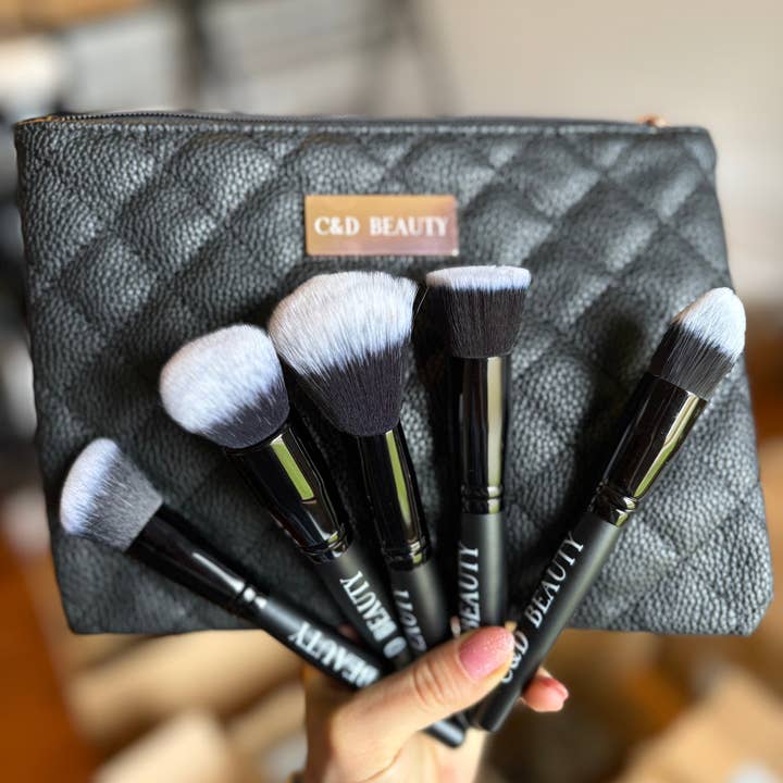 C & D Beauty LLC. - Wholesale Makeup Brush Set - Makeup Brush Set9