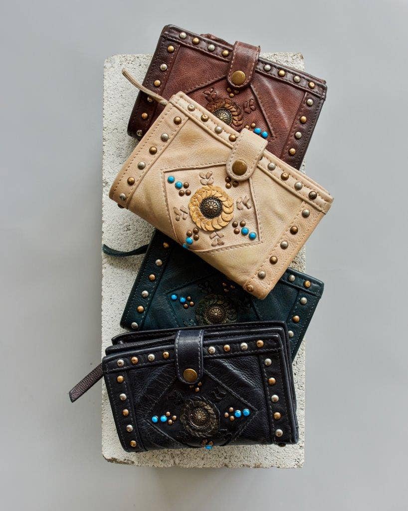 Latico Leathers - Wholesale Wallet - Women's - Woodstock Handcrafted Leather Wallet4